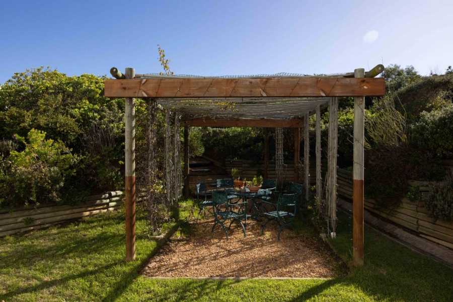 5 Bedroom Property for Sale in Crofters Valley Western Cape